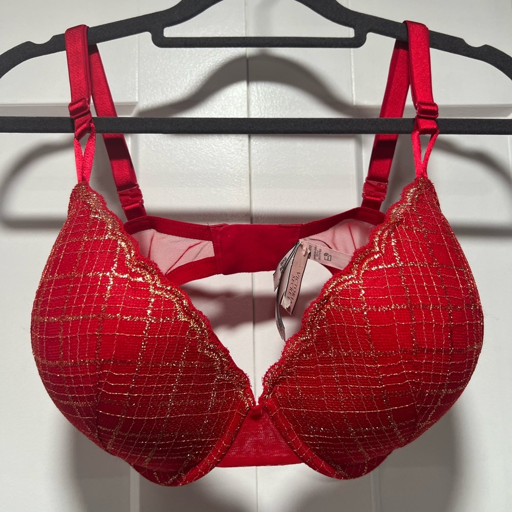 Victoria’s Secret Sexy Tee Lightly Lined Smooth Demi Bra 36DDD